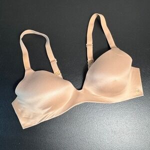 Victoria's Secret 34B‎ Lined Semi Demi Wireless Bra Adjustable Straps